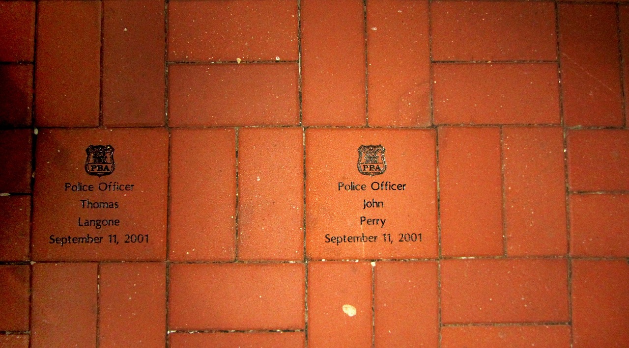 全民优打实名账号：短信如何在互联网金融中被应用？