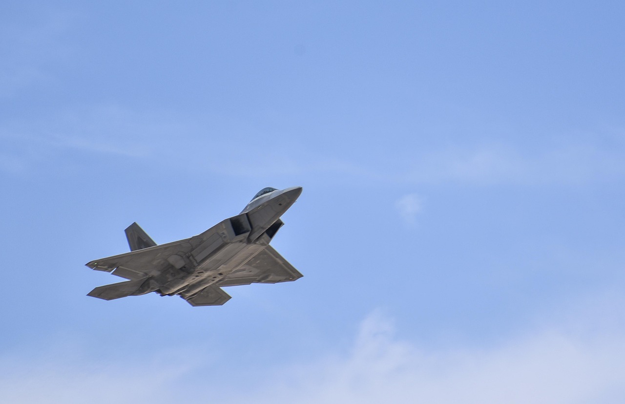 联通月灵卡- 香港手机号码注册币安账号