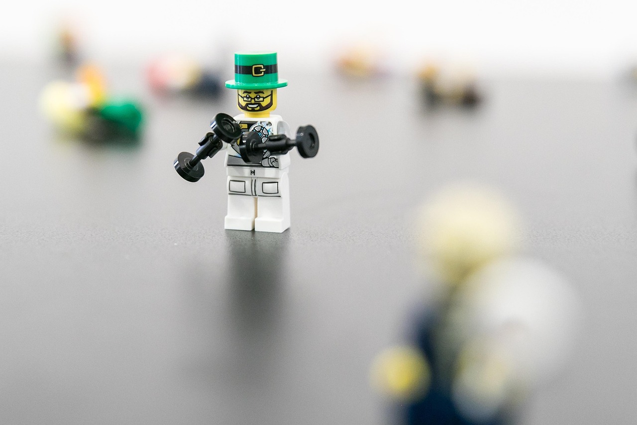 如何防范用户针对网络性游戏中的病毒、技术支持和木马的攻击?