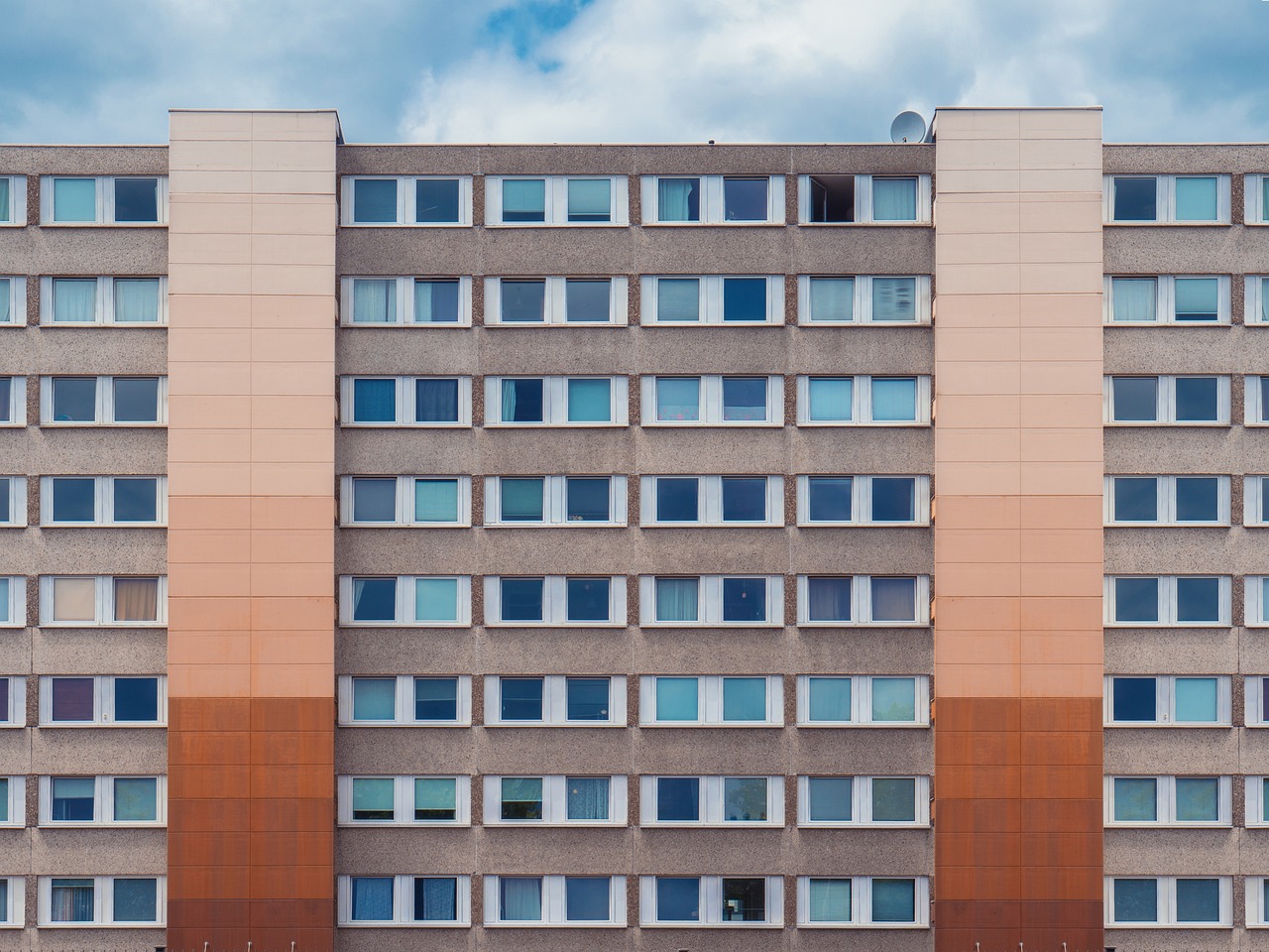 263网络通信实名账号：游戏平台代理判刑